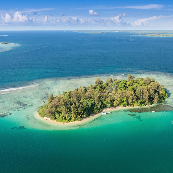 Lissenung Island Resort PNG